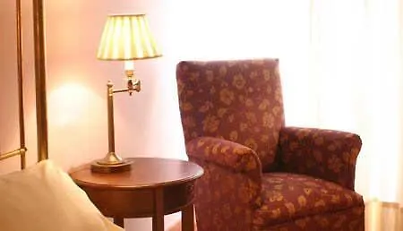 Hotel Boutique Dos Orillas 2*